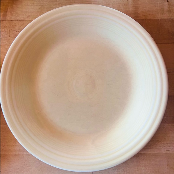 Fiesta Ivory 10 1/2” Dinner Plates ~set of 2 - Picture 2 of 3